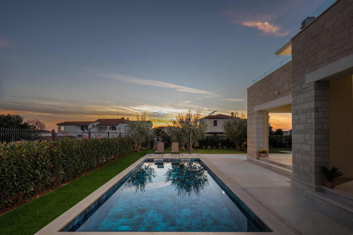 Lussuosa villa con incantevole vista sul mare e sulla città, Vabriga