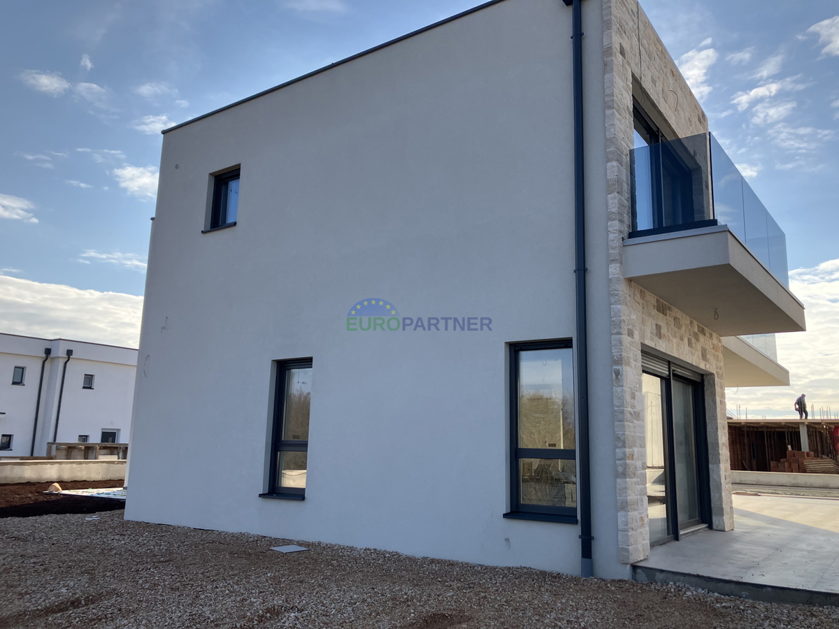 Istria, Tar, bella casa con piscina