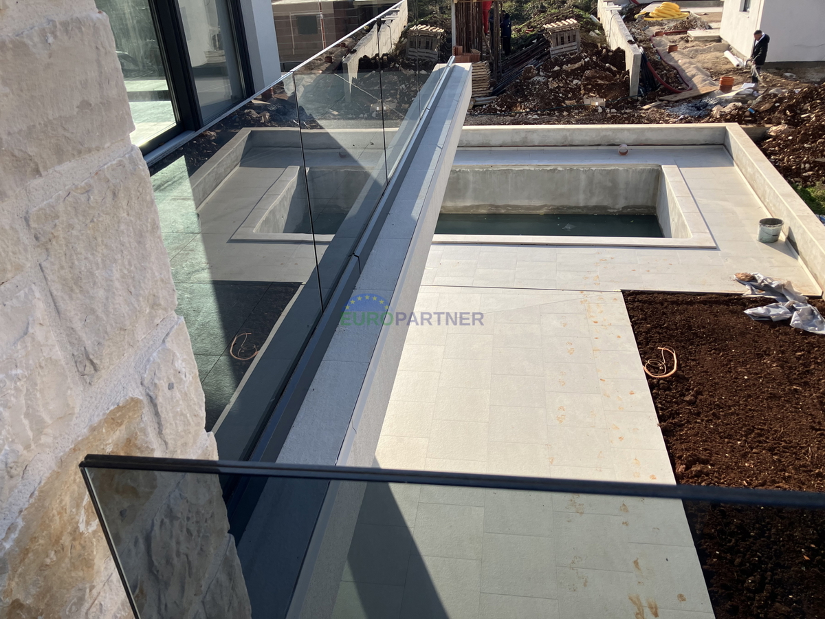 Istria, Tar, bella casa con piscina