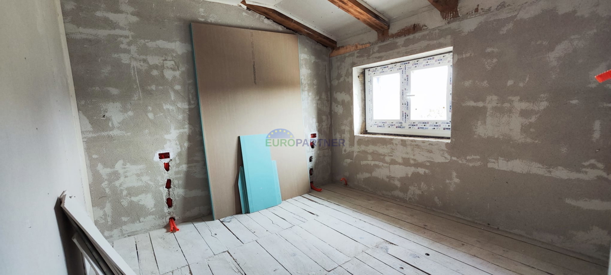 ISTRIA, Svetvinčenat, dintorni - Casa in pietra con piscina