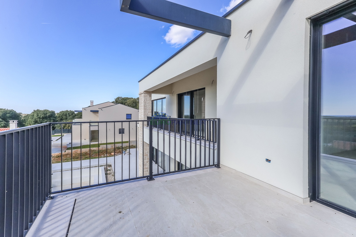 Villa di design con vista mare, zona di Parenzo, Istria