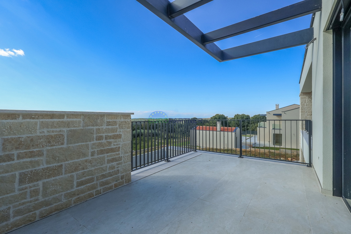 Villa di design con vista mare, zona di Parenzo, Istria