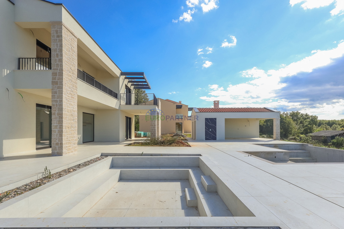 Villa di design con vista mare, zona di Parenzo, Istria