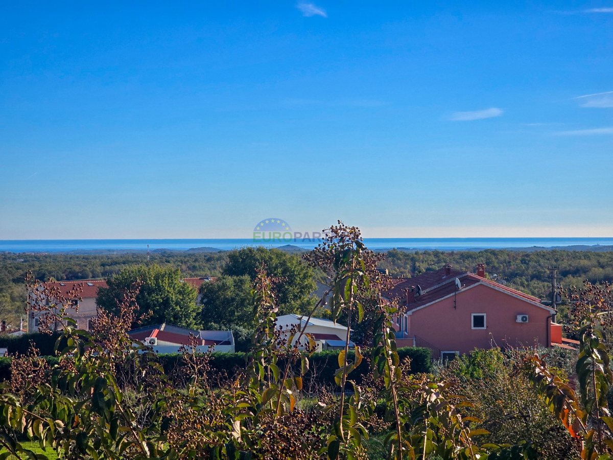 Bella casa a schiera con vista mare, nei dintorni di Poreč.