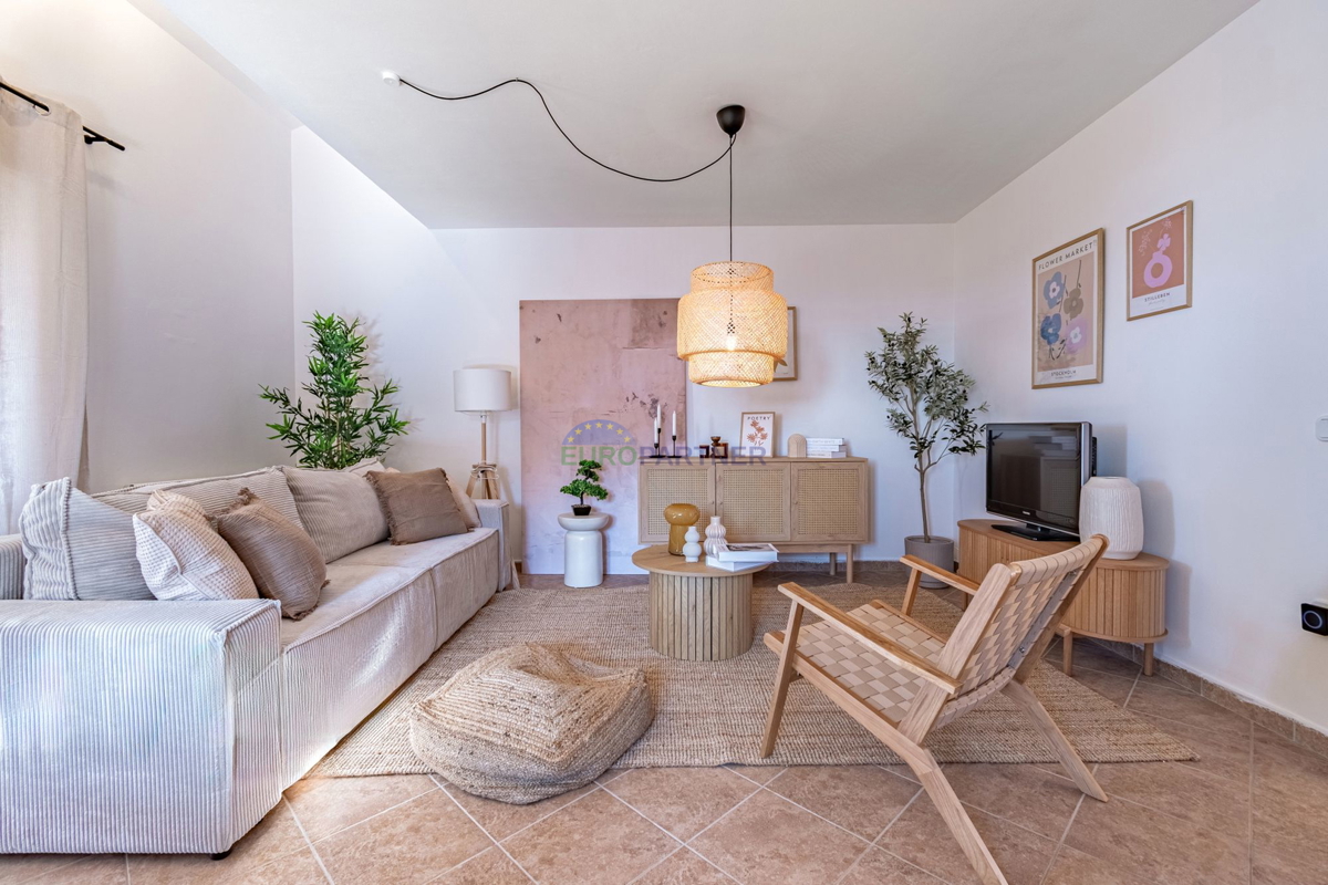 Casa bifamiliare con piscina, Istrien, Kaštelir