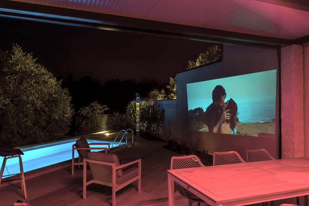 Istria, Svetvinčenat, villetta bifamiliare con piscina