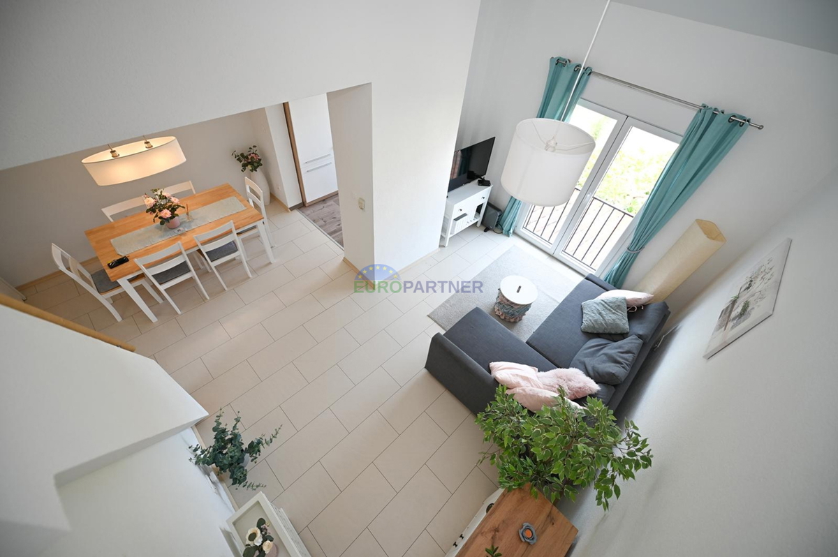 OPPORTUNITÀ PERFETTA VICINO AL MARE - appartamento quadrilocale con giardino – Červar Porat, 500 m dal mare