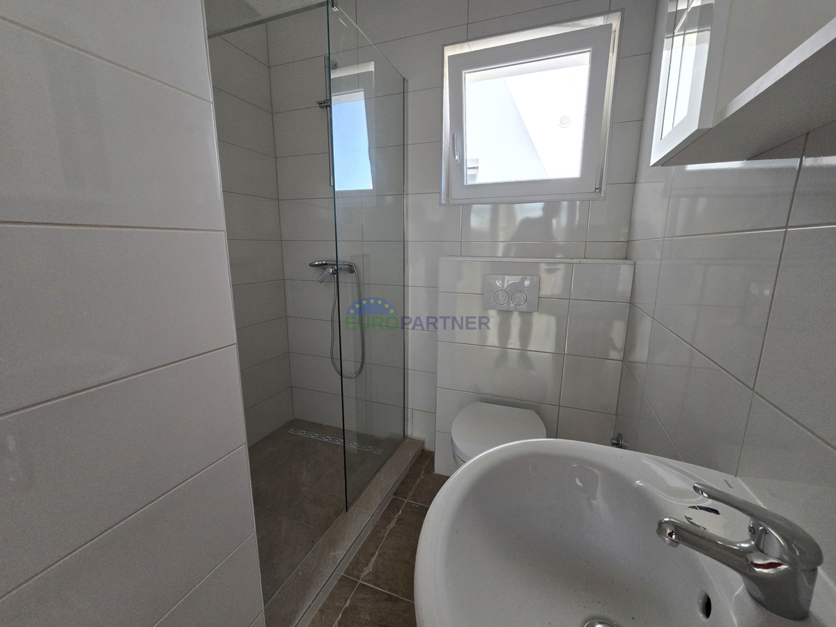 Appartamento su due livelli di 73 m2 con vista sul mare