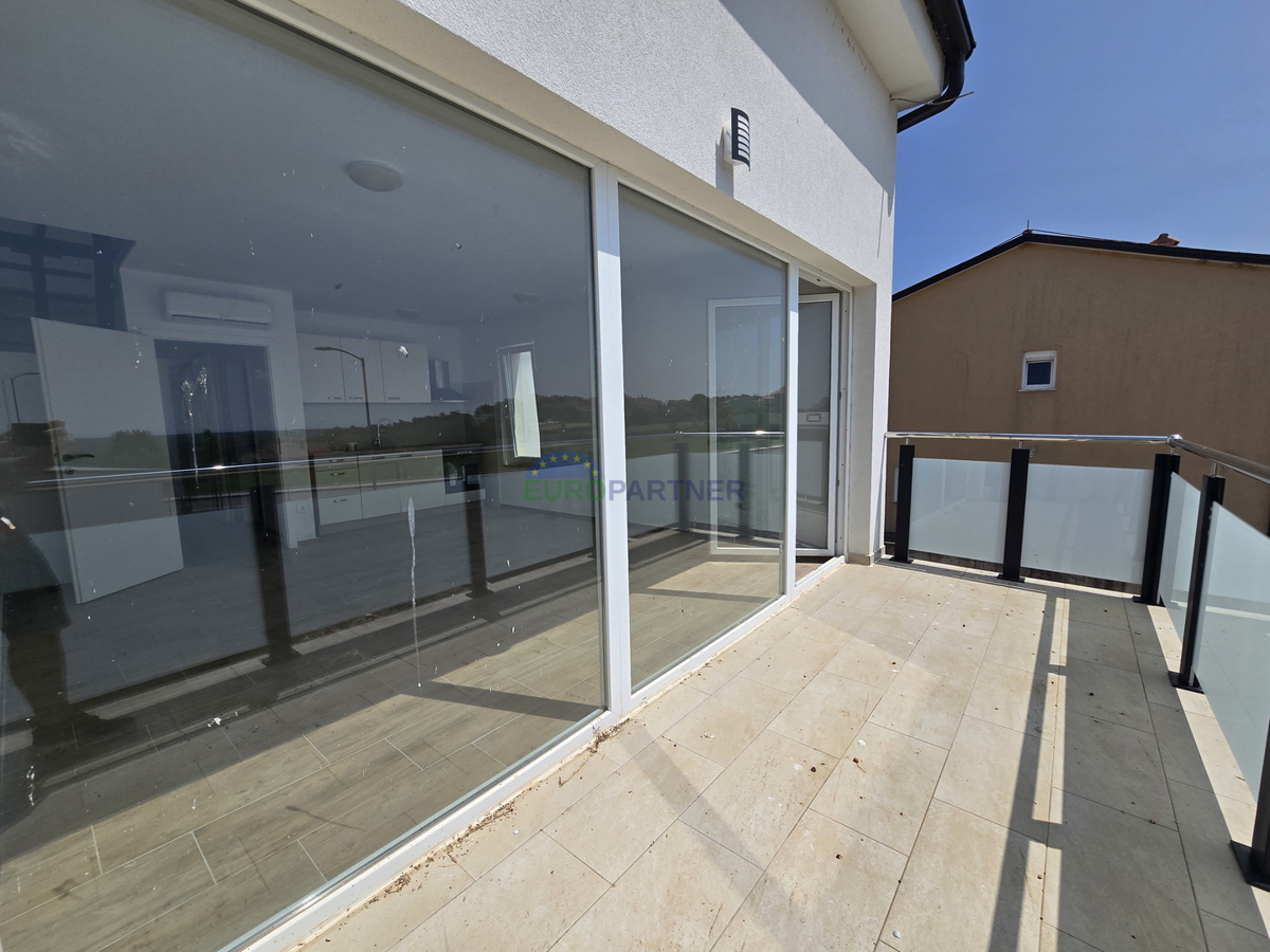 Appartamento su due livelli di 73 m2 con vista sul mare