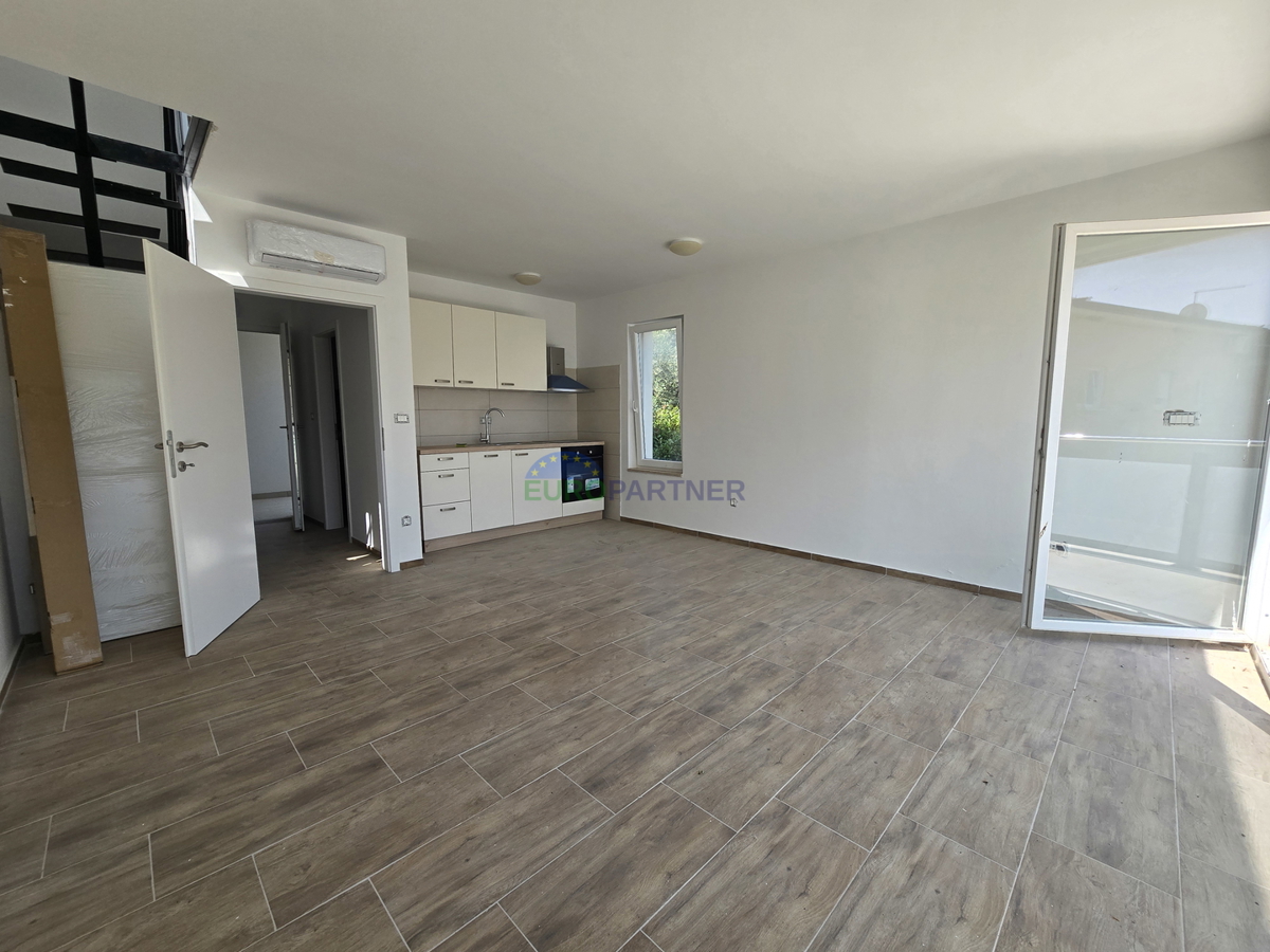 Appartamento su due livelli di 73 m2 con vista sul mare