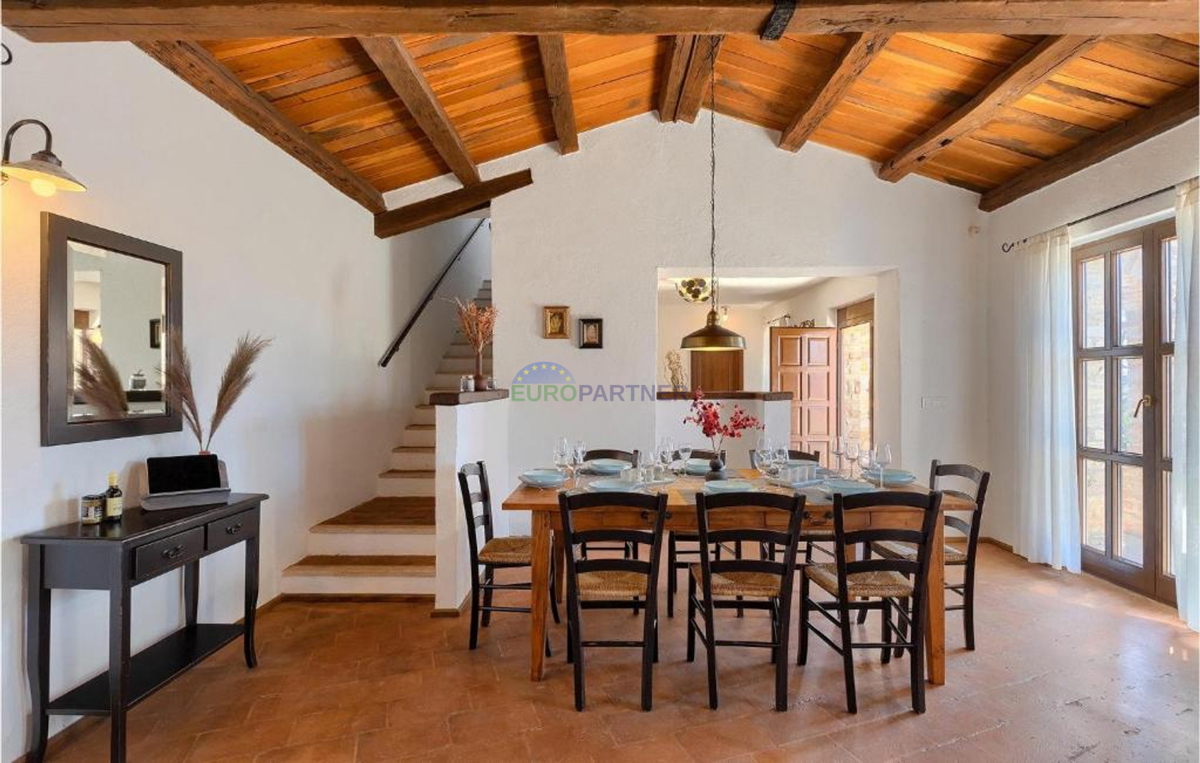 Villa in pietra su una collina con vista sul mare, Poreč, Istria