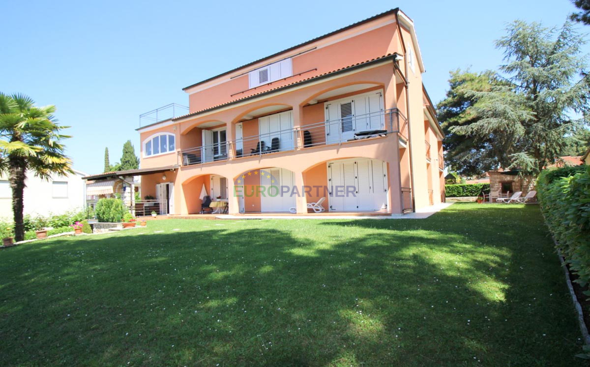 Parenzo, casa familiare vicino al centro e al mare