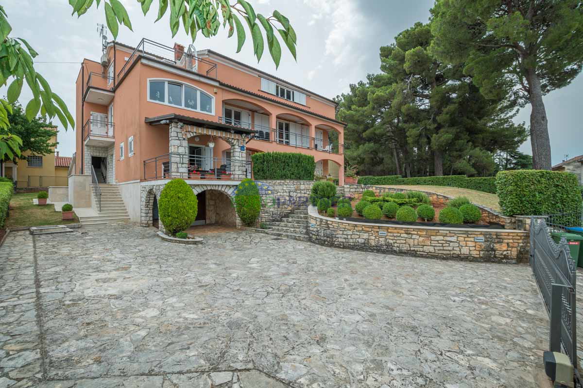 Parenzo, casa familiare vicino al centro e al mare