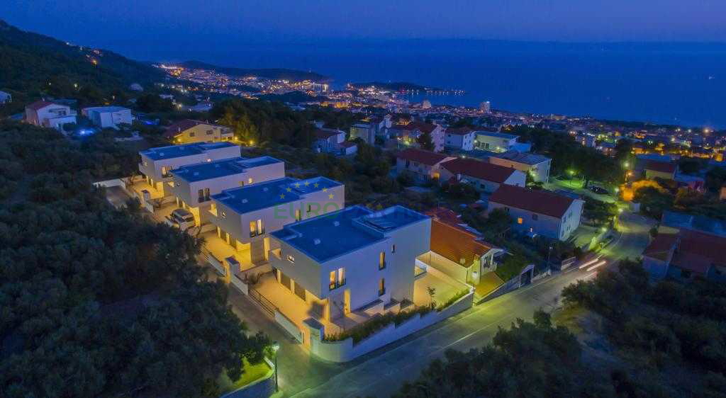 Ville di lusso con vista sul mare, Makarska, Vendesi