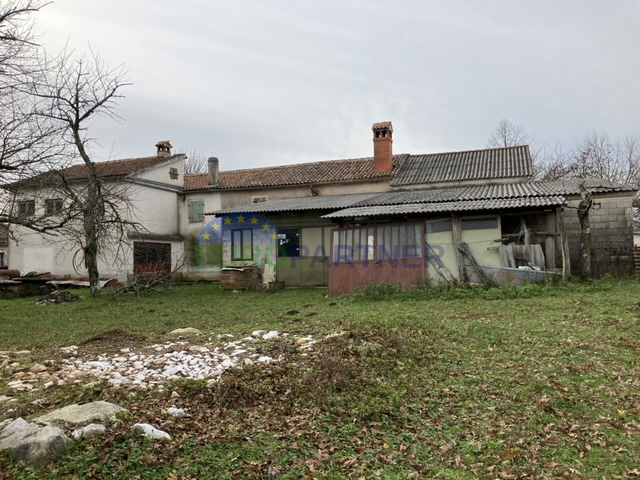 Una spaziosa tenuta di campagna nelle vicinanze di Gimino