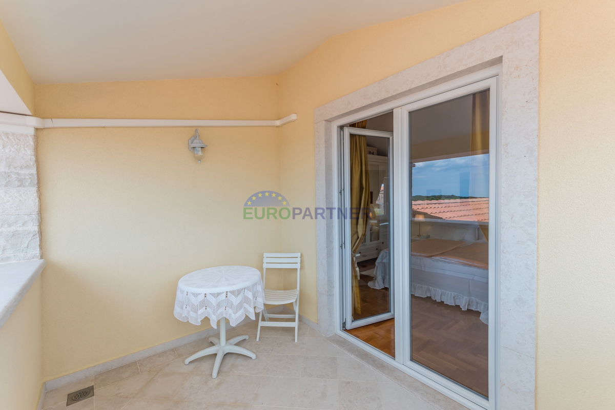 Villa mediterranea con vista panoramica sul mare