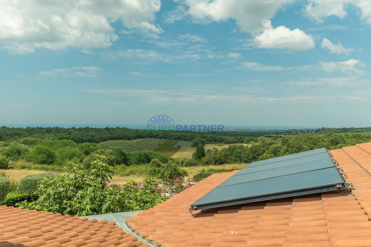 Villa mediterranea con vista panoramica sul mare