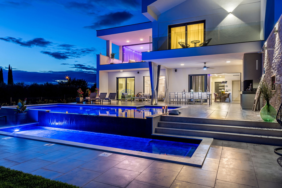 Istra, splendida villa nei dintorni di Tara e vicino al mare