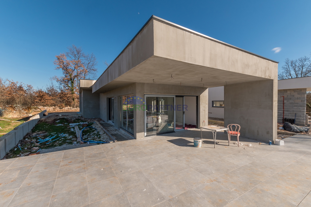 Istra, Svetivičenat, splendida casa al piano terra con piscina