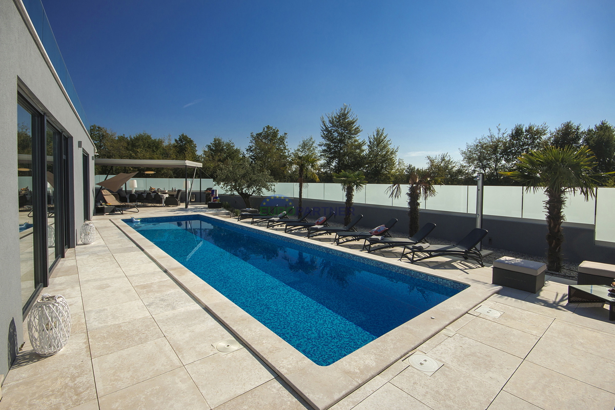 Unica villa di design, nei dintorni di Poreč