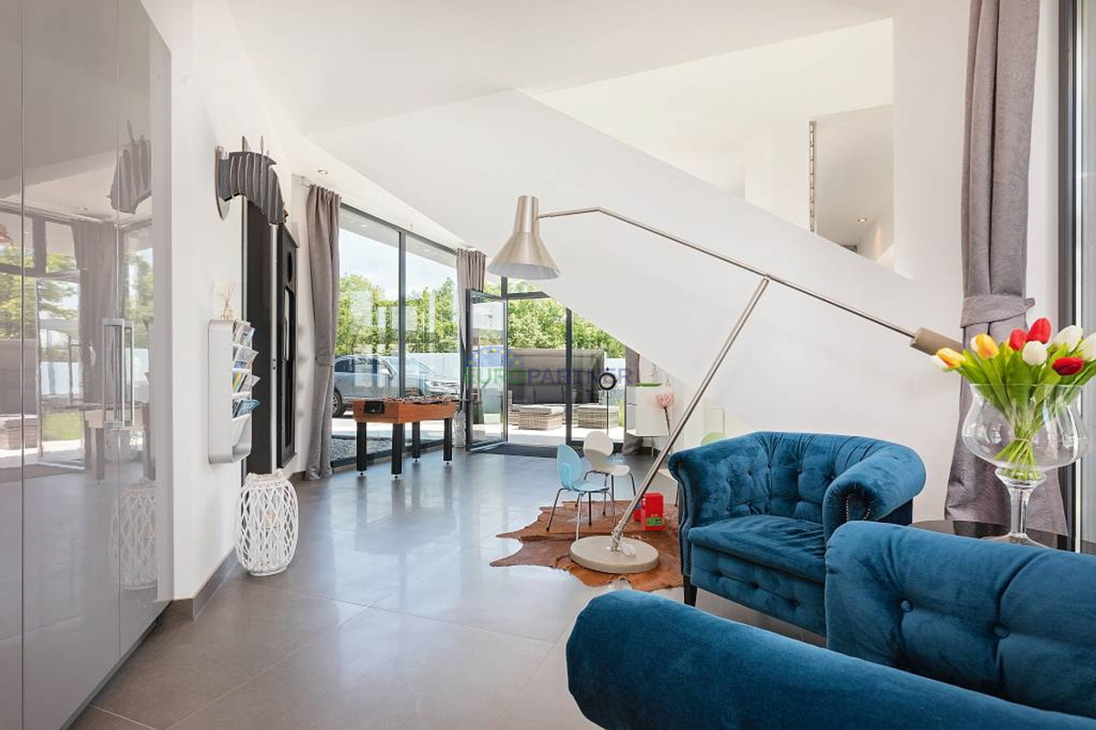 Unica villa di design, nei dintorni di Poreč