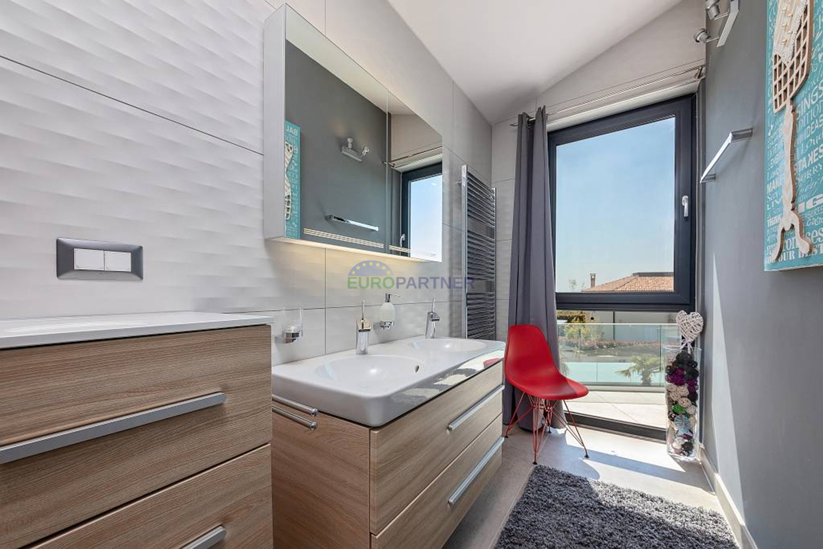 Unica villa di design, nei dintorni di Poreč