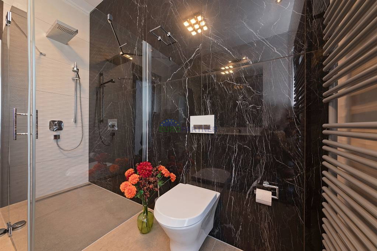 Unica villa di design, nei dintorni di Poreč