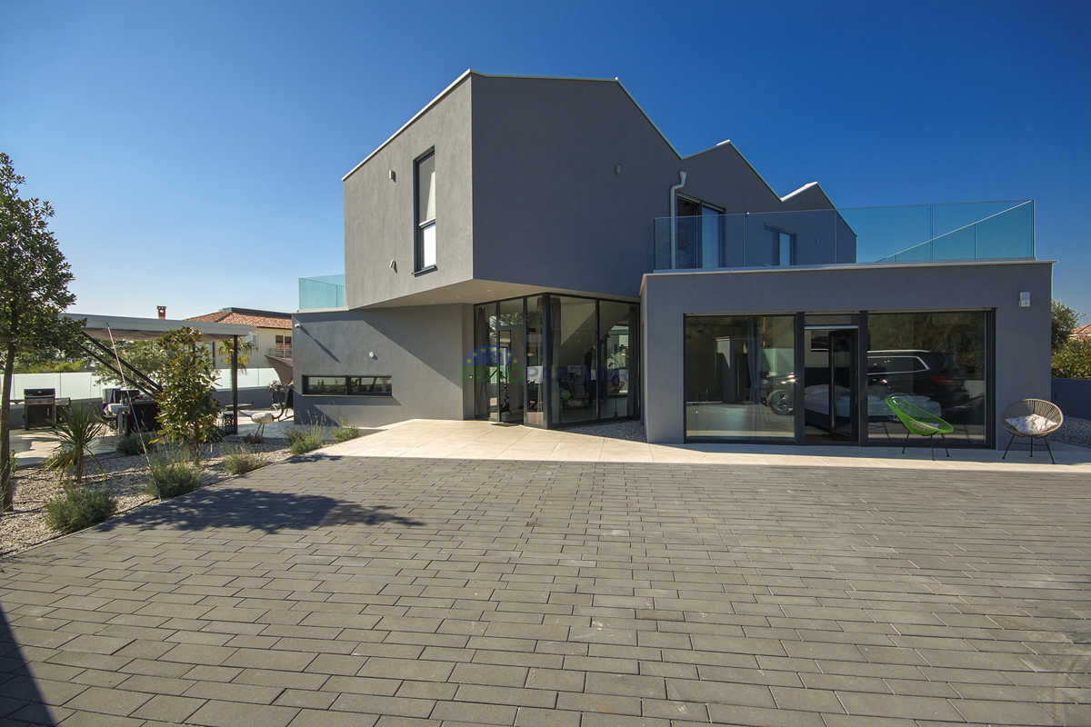 Unica villa di design, nei dintorni di Poreč