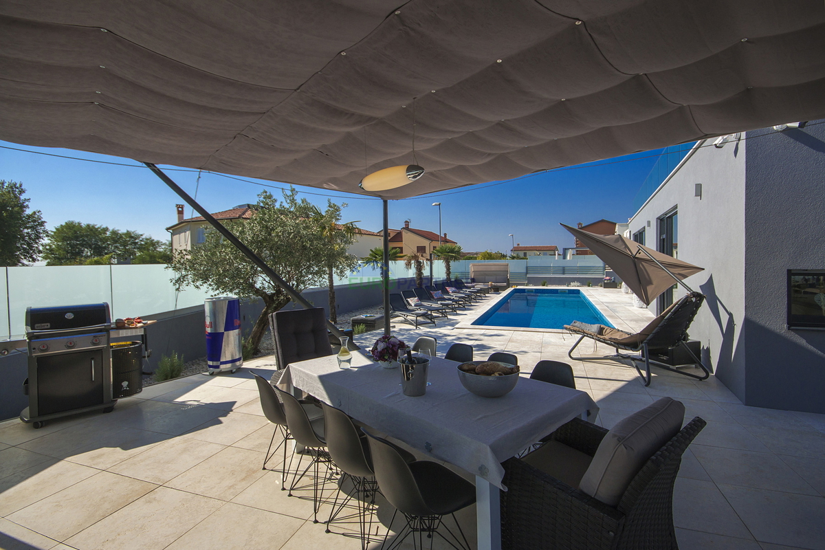 Unica villa di design, nei dintorni di Poreč