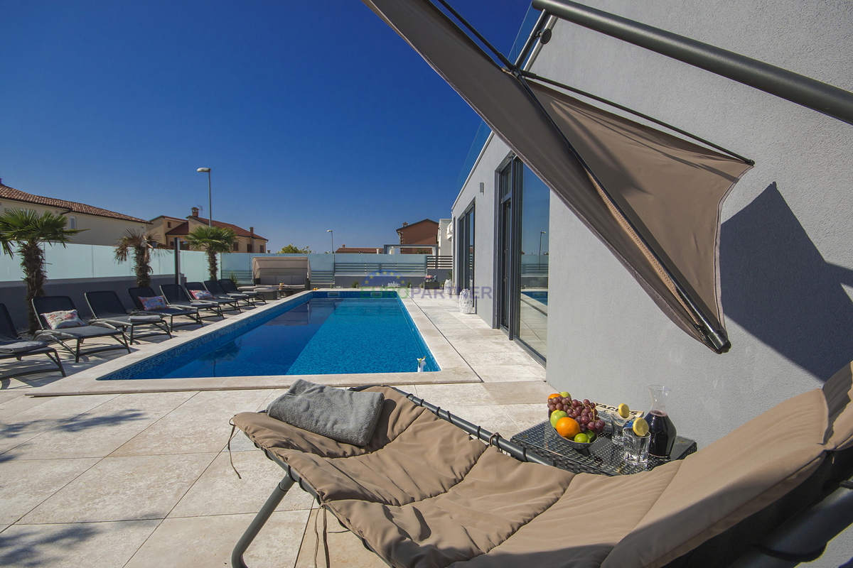 Unica villa di design, nei dintorni di Poreč