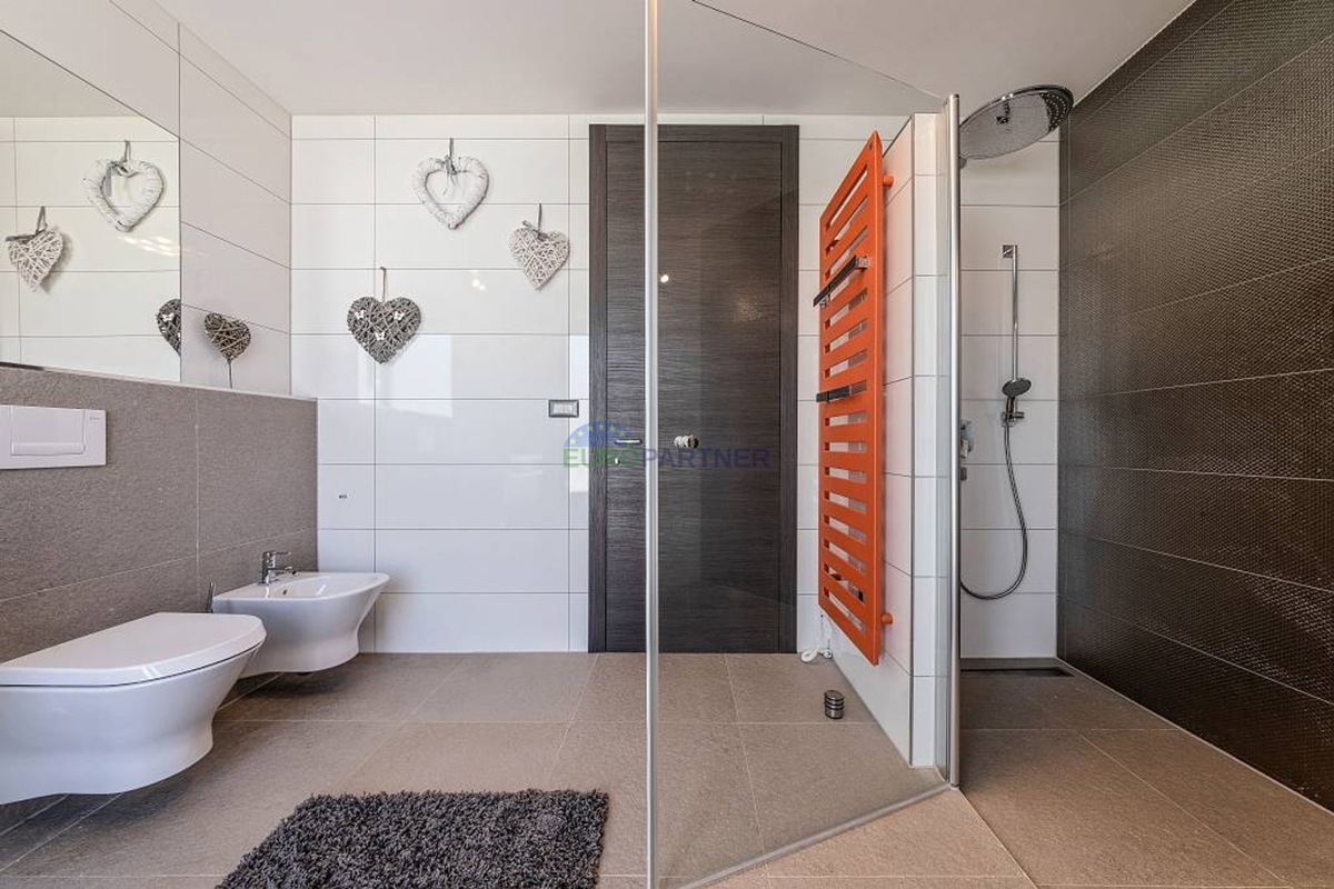 Unica villa di design, nei dintorni di Poreč