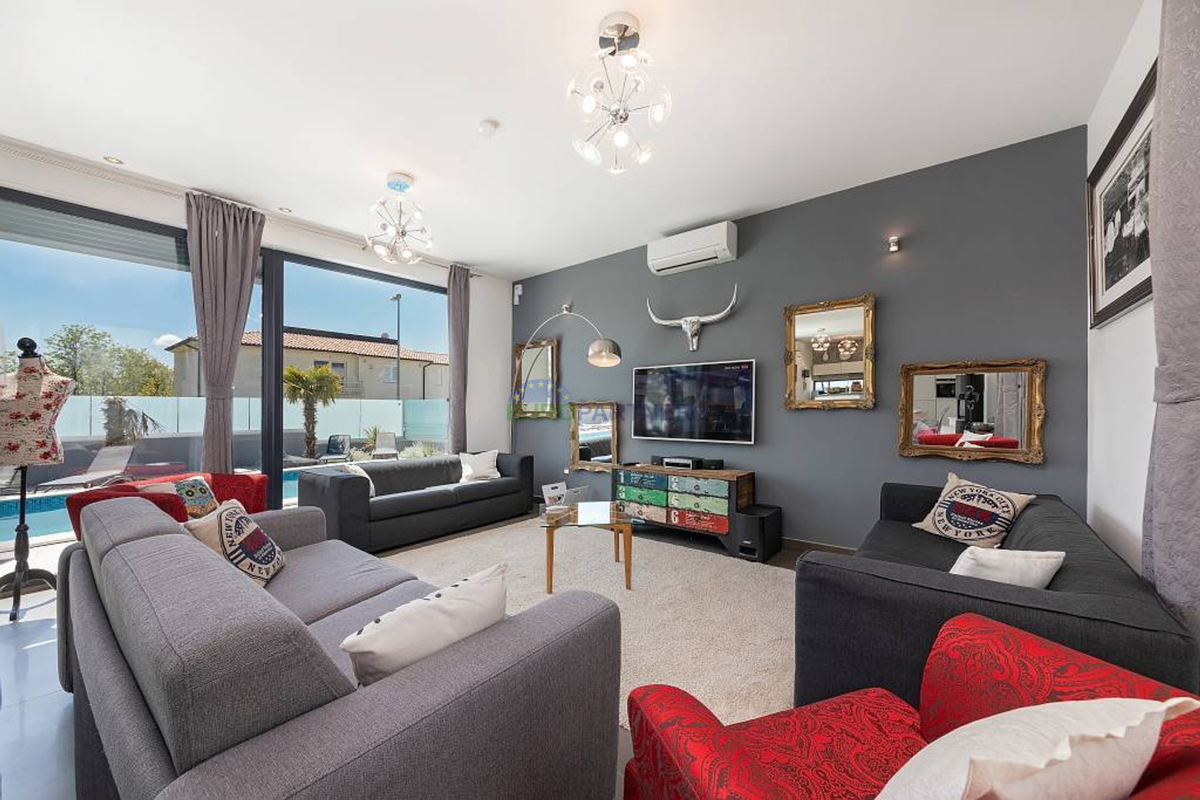 Unica villa di design, nei dintorni di Poreč