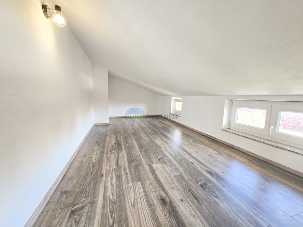 Appartamento con garage e cantina, Vabriga, mare 800m