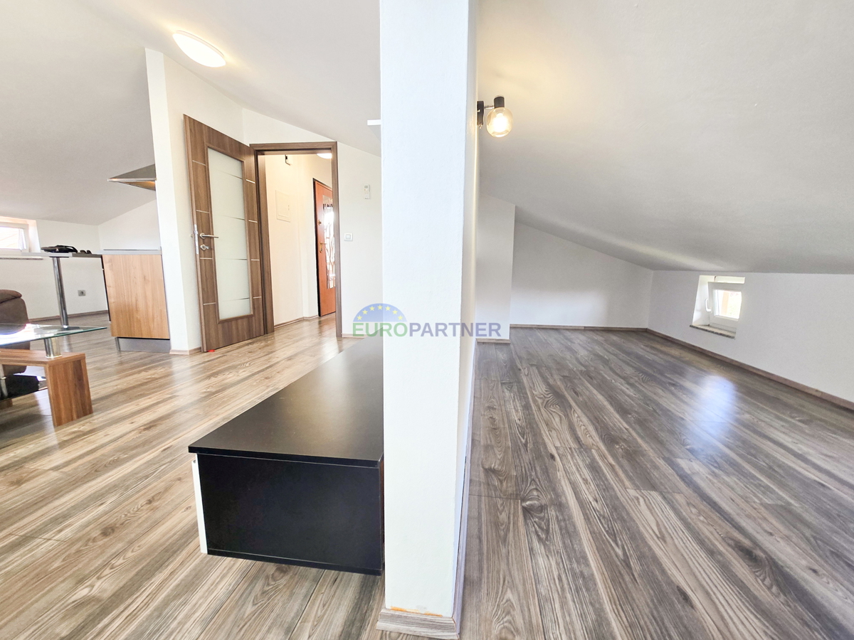 Appartamento con garage e cantina, Vabriga, mare 800m