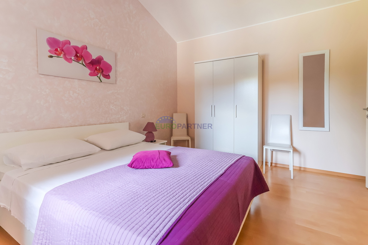 Casa mediterranea con piscina, a 12 km da Poreč