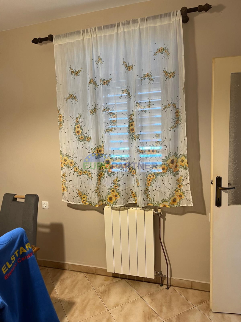 Casa nel centro del paese a 10 km da Parenzo, Istria