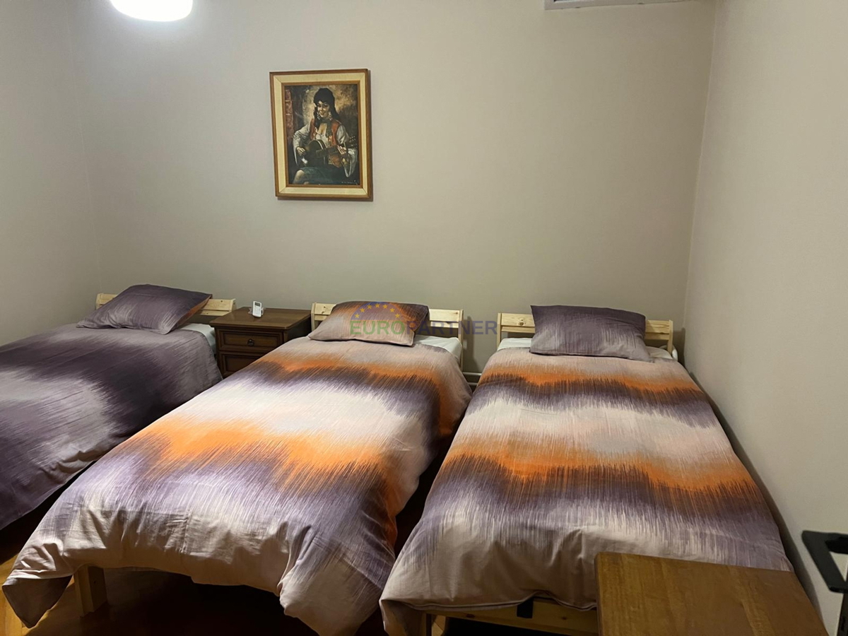 Casa nel centro del paese a 10 km da Parenzo, Istria