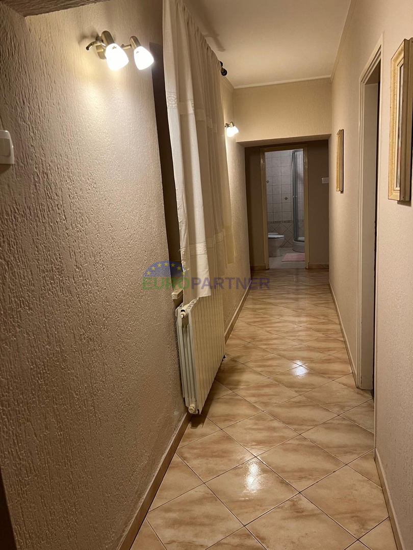 Casa nel centro del paese a 10 km da Parenzo, Istria