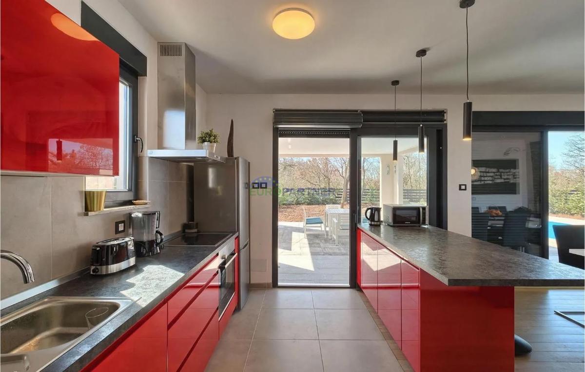 Istra, Vodnjan, moderna e bellissima villetta a piano terra con piscina