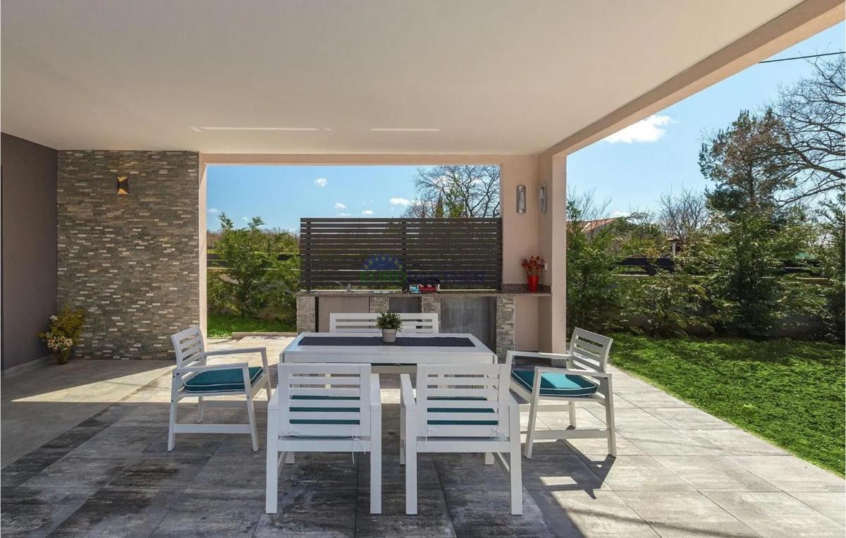 Istra, Vodnjan, moderna e bellissima villetta a piano terra con piscina