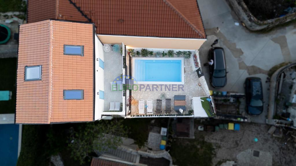 Casa in pietra ristrutturata in Istria con piscina – 3 km da Parenzo