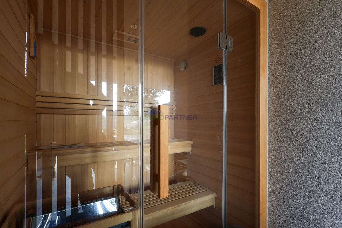 Nuova costruzione dal design moderno a 5 km da Parenzo, Istria