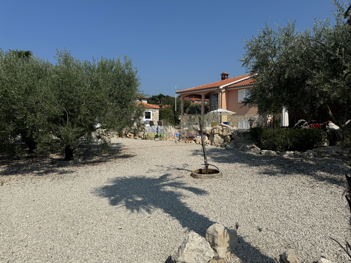 Villa indipendente con appartamento aggiuntivo e vista mare, Poreč, Istria