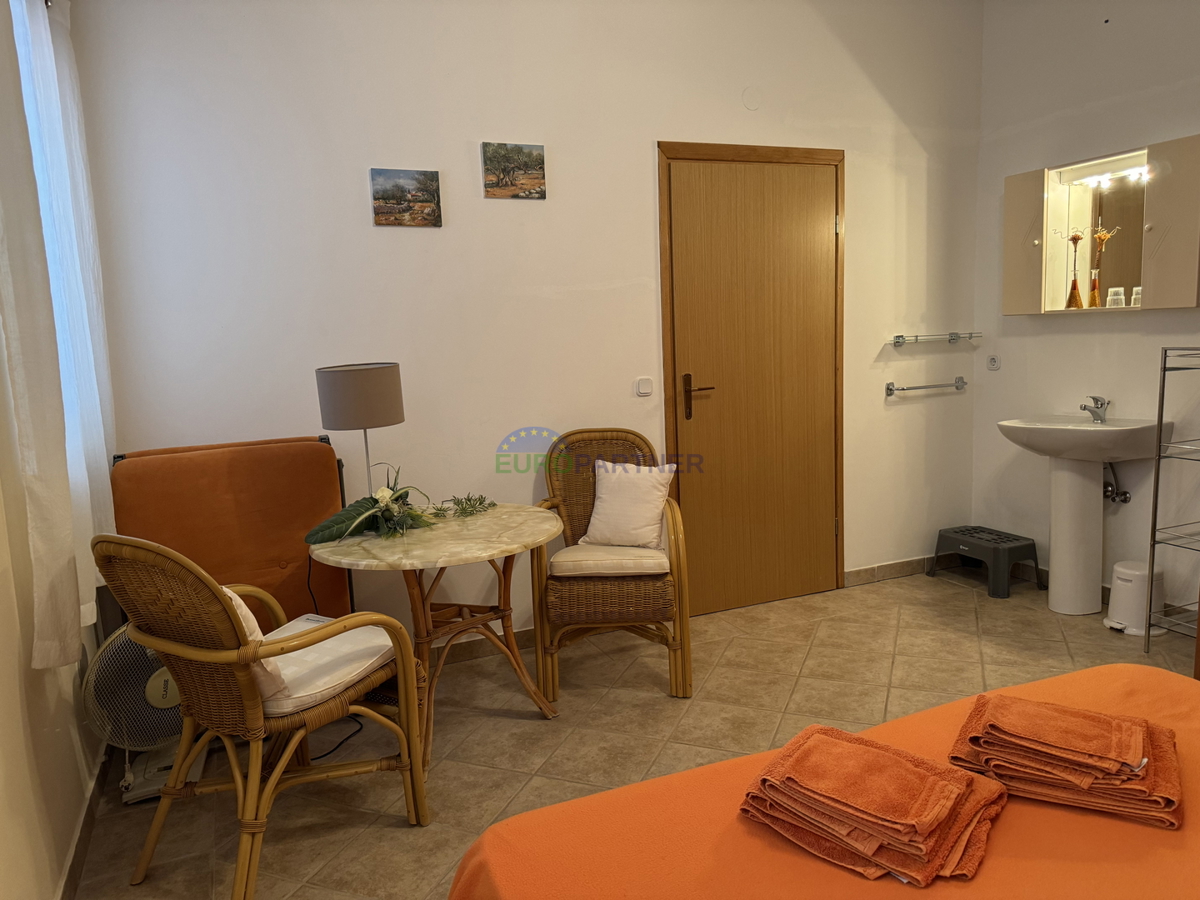 Villa indipendente con appartamento aggiuntivo e vista mare, Poreč, Istria