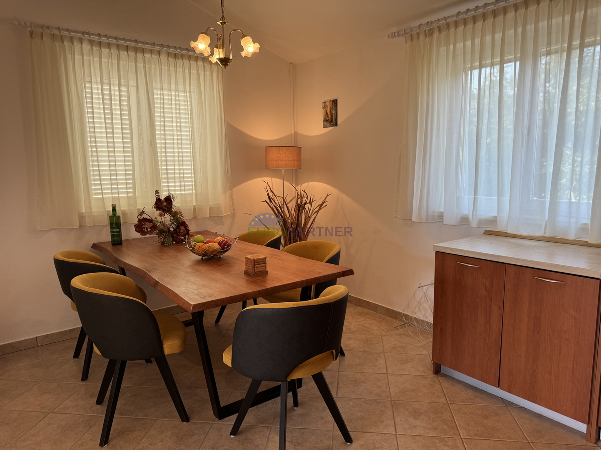 Villa indipendente con appartamento aggiuntivo e vista mare, Poreč, Istria