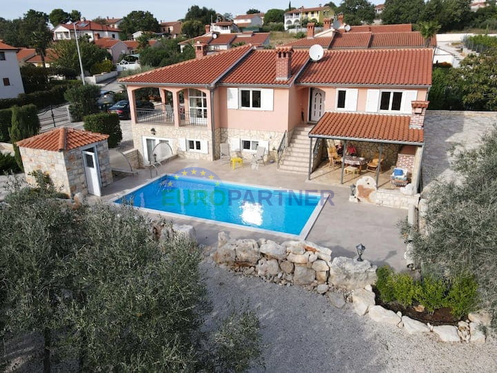 Villa indipendente con appartamento aggiuntivo e vista mare, Poreč, Istria