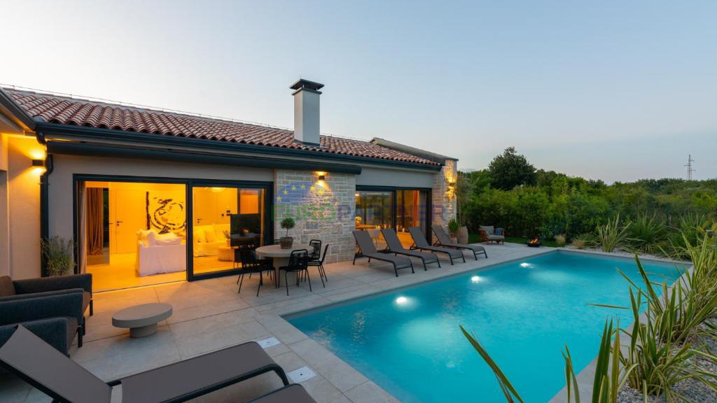 Villa di design vicino a Parenzo, a 3 km dal mare