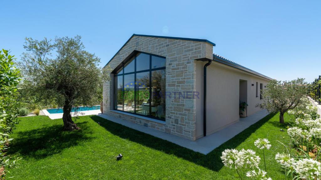 Villa di design vicino a Parenzo, a 3 km dal mare