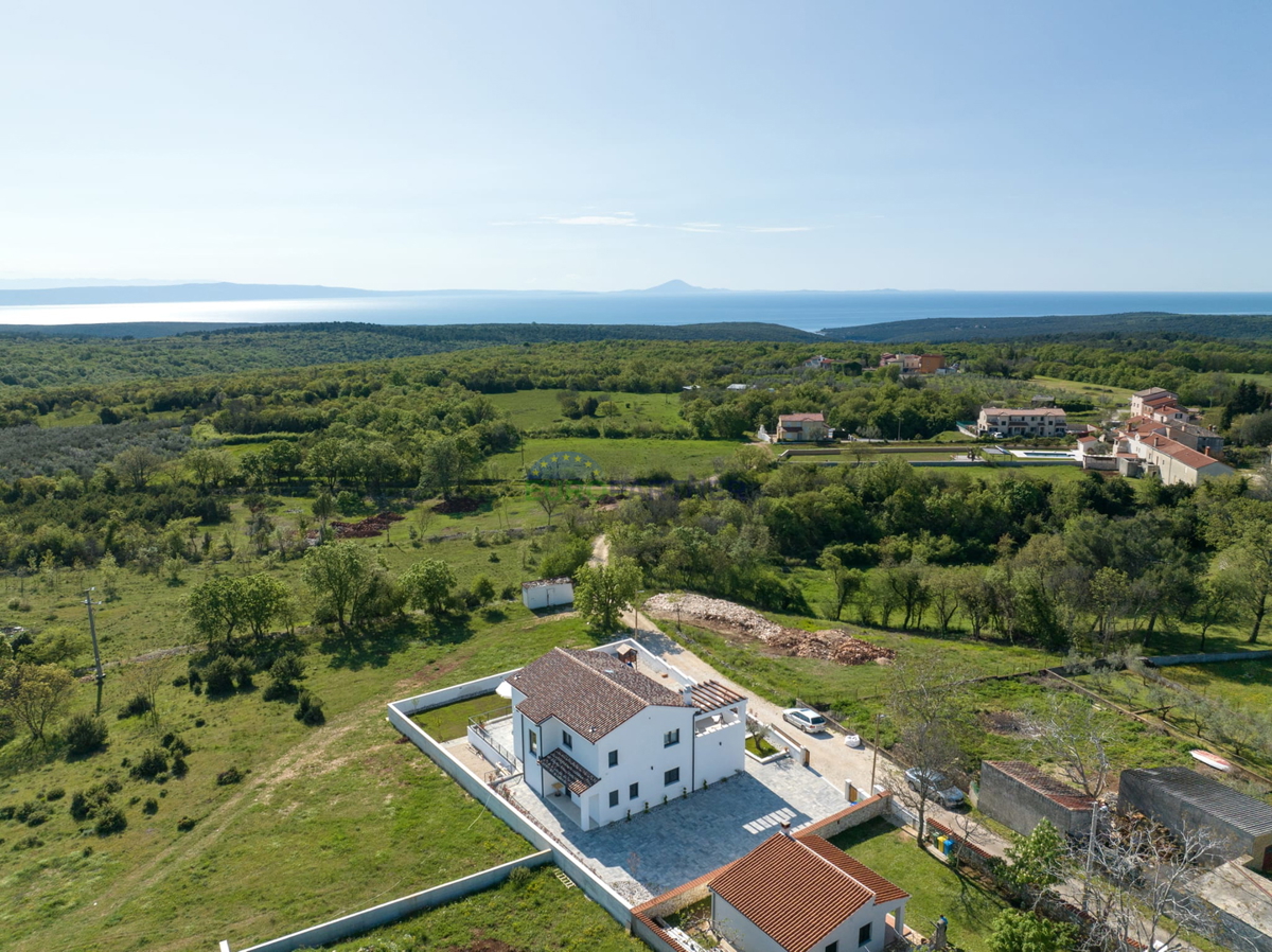 Villa moderna con vista mare, Marčana