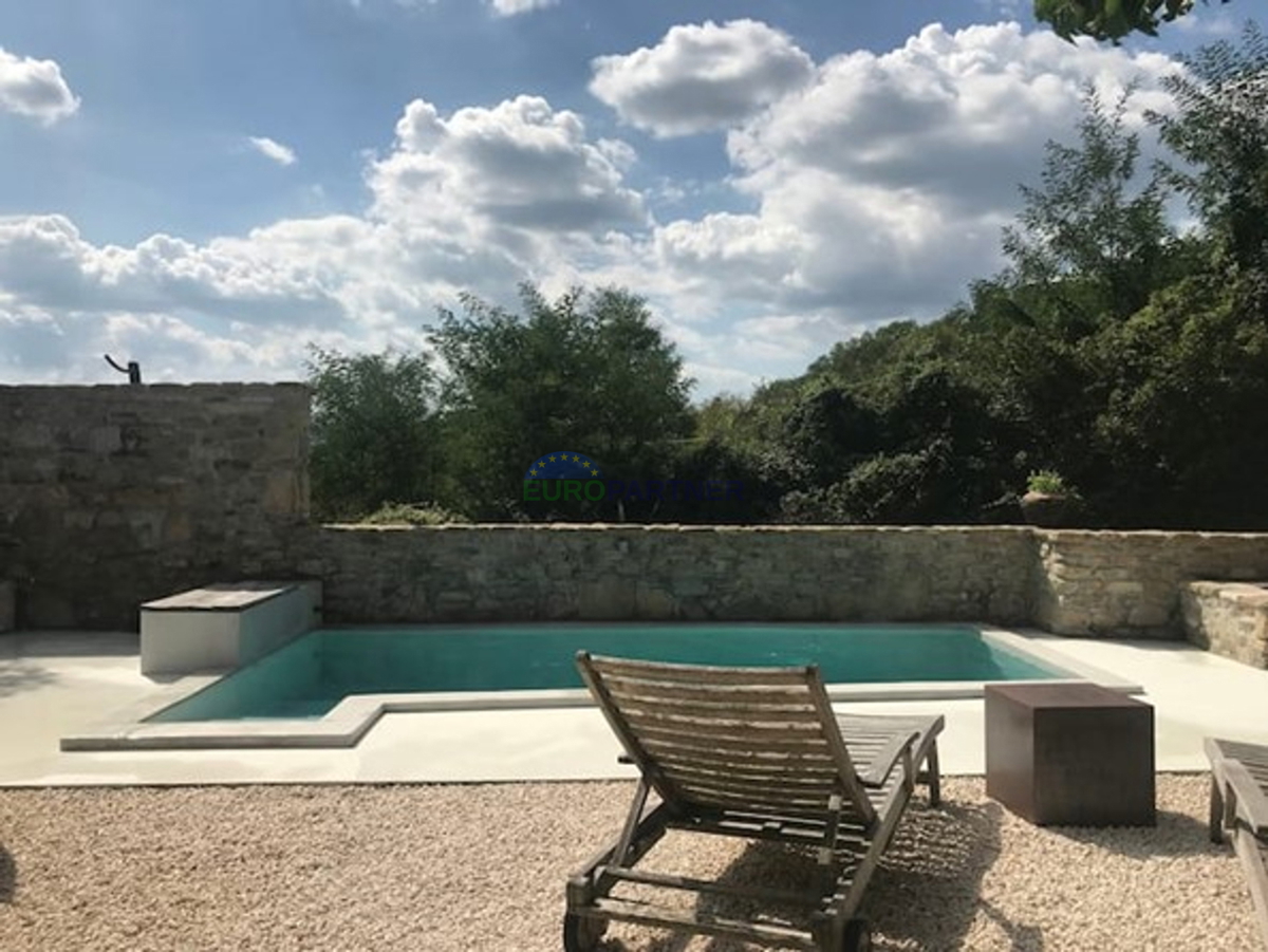 Istria, Motovun, bellissima casa in pietra di design nel cuore dell&apos;Istria
